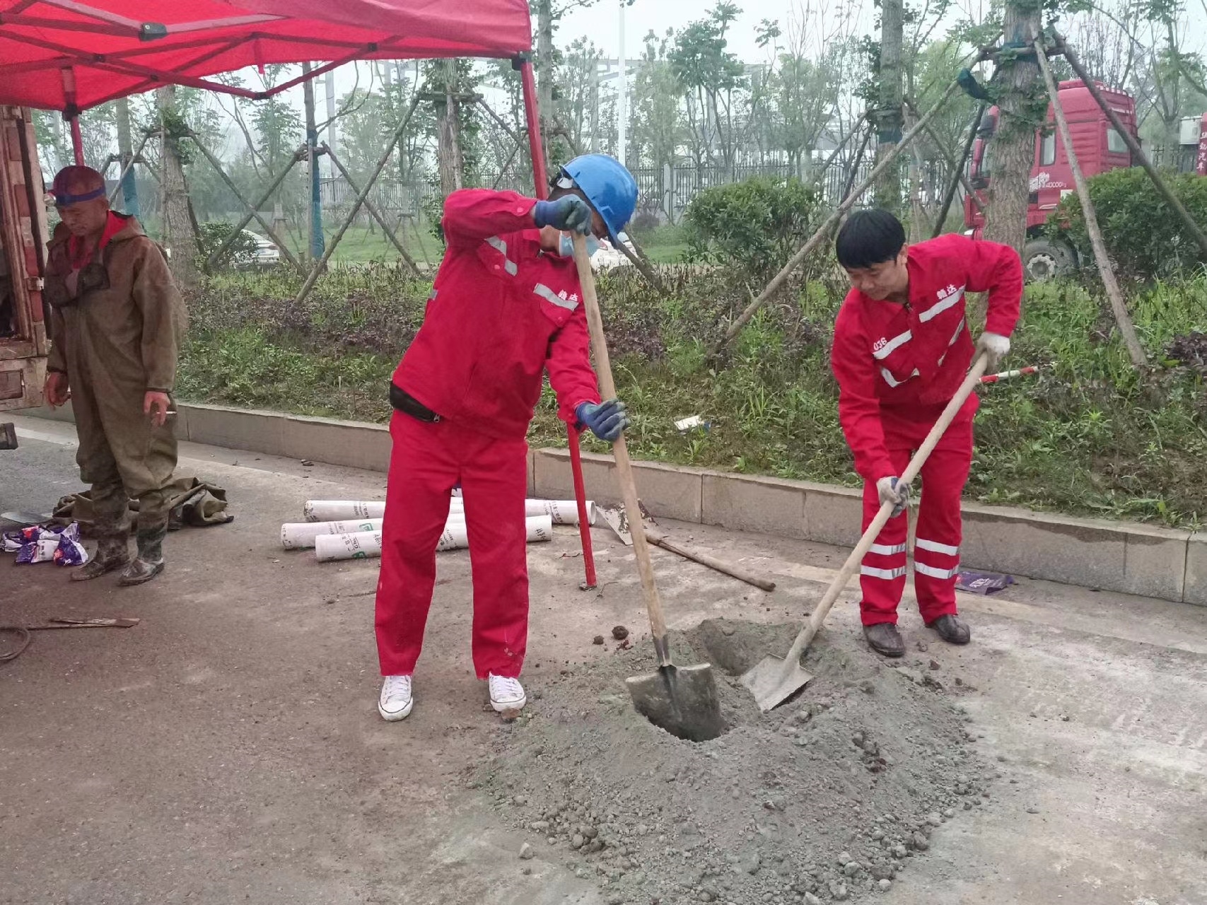 两当管道疏通哪家好】及时进行市政管道清淤
